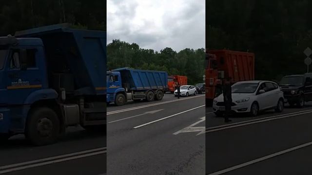 Перекрытие дороги из-за пожара ТЭЦ смотреть онлайн