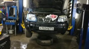 Как полируют фары в сервисе
