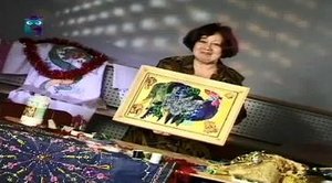 Делаем красочного петуха из обрезков ткани, блёсток и яркой тесьмы. Мастер класс.mp4