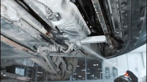 Замена масла и масляного фильтра в двигателе автомобиля Audi Q7 3,0 TDI
