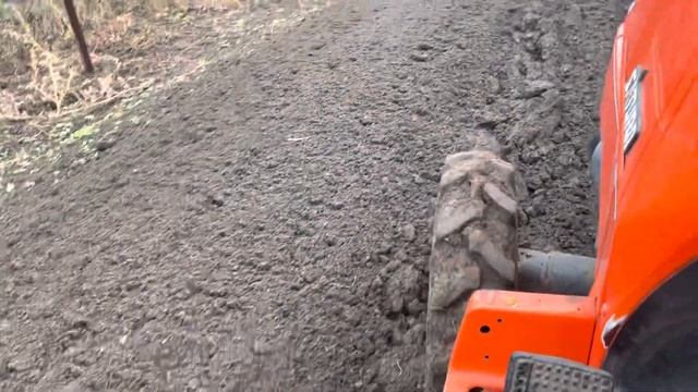 Как вспахать землю для посадки шиповника!