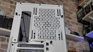 Thermaltake View 300 MX Snow Edition Review 200mm FAN ARGB Goodness