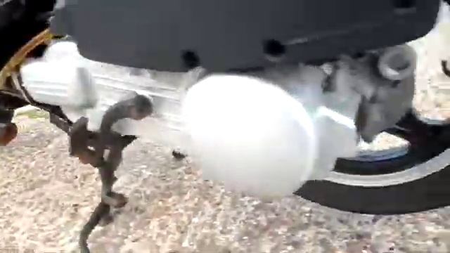 DB125T-32A Direct Bikes Scooter смотреть онлайн