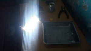 Светильник из старого прожектора.