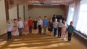 Песня «Русская изба» (автор слов и музыки Зинаида Роот)