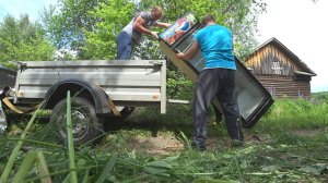 ВЕЗУ ХОЛОДИЛЬНИК И КОЗУ ДЛЯ НОВОЙ ФЕРМЫ