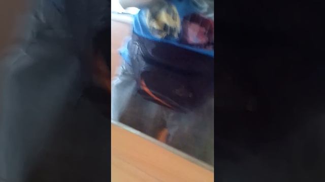 Нам режут руки а нам не больно