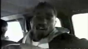 TuPac Freestyling on the Streets of New York , Runs into Music Bootleggers