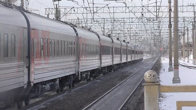 "z" эп2к-332 приветливая бригада №049а с скоростным поездом Санкт Петербург-Кисловодск 4k смотреть онлайн