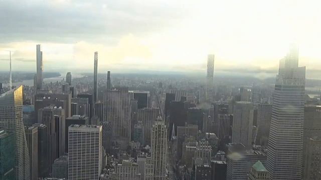 Почему нельзя наливать на весу и через руку? Народные приметы смотреть онлайн