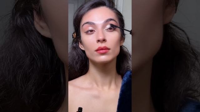 Getting ready for my appointment with Gucci ??♀️?❤️#makeuptutorial #makeuplook ￼ ￼