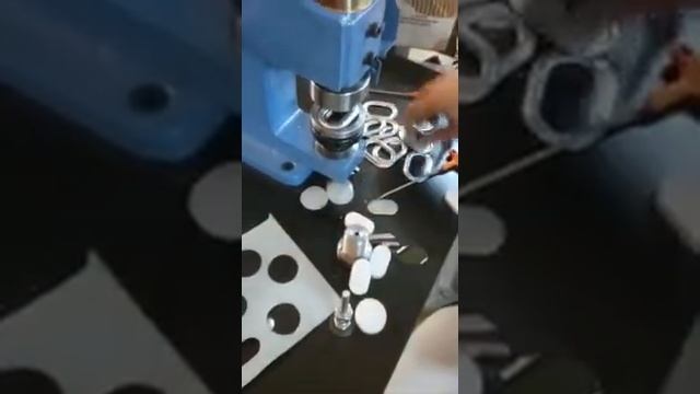 Установка овального люверса 42-22 мм тест №1 смотреть онлайн