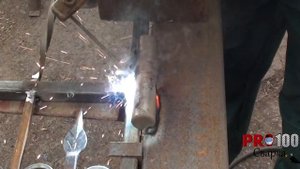 Как приварить петли (завесы)? Часть 2 (к воротам).