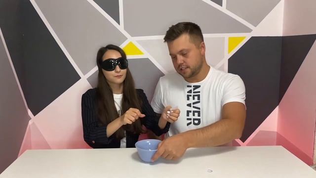 ЕДИМ ЕДУ ПО АЛФАВИТУ ЧЕЛЛЕНДЖ! ПОВТОРЯЕМ САМЫЙ ПОПУЛЯРНЫЙ ЧЕЛЛЕНДЖ ВЛАДА А4. ЧЕЛЛЕНДЖ С ЕДОЙ