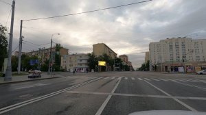 Едем из Басманного района в Рязанский. На машине по улицам Москвы. Июль 2023, раннее утро