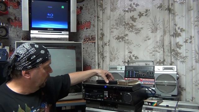 PIONEER VX-9 Запись музыкального видео с Ютуба на видеомагнитофон системы NTSC. смотреть онлайн