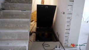 Напольный люк в подвал из проф-трубы