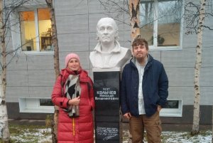 Душа моя - это колокол. (сл.П.Широглазов, муз.и исп. С.Сиротиной).mp4