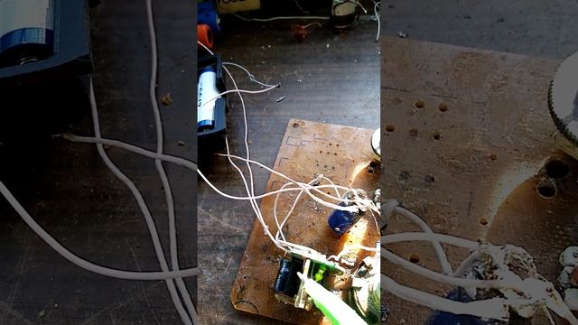 регенеративный приемник прямого усиления на смд транзисторе от св кв укв фм смотреть онлайн