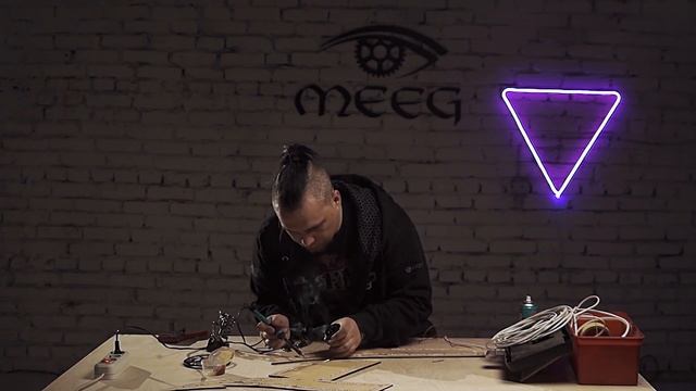 Как сделать световое панно на стену за 1 час  DIY Декор своими руками