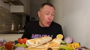 МУКБАНГ. ОБЖОР. ШАУРМА ТРИ ВИДА. С КУРИЦЕЙ, СВИНИНОЙ, ГОВЯДИНОЙ. ФАСТФУД. КОММЕНТЫ. АСМР. MUKBANG.