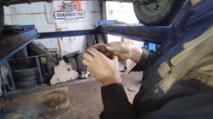 Снятие и установка КПП и раздатки нива 21214 замена сальника