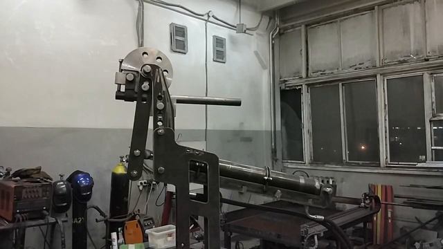 Гидравлический трубогиб из ручного BigBender Mk3 смотреть онлайн