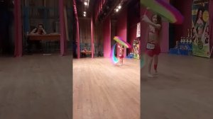 Михайлик Роксолана. Танец с поями