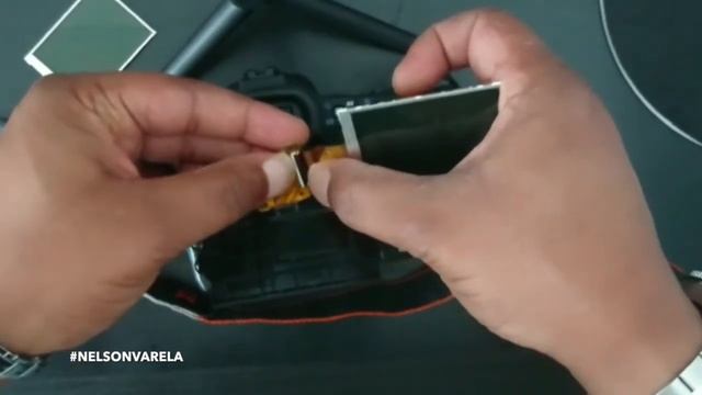 DIY: Replace SONY A300 lcd display смотреть онлайн