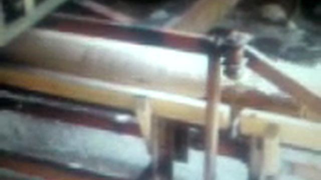 Деревообрабатывающий,Оцилиндровочный станок смотреть онлайн