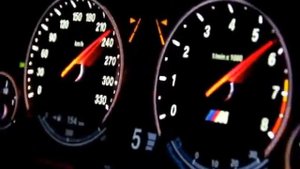 разгон BMW M5