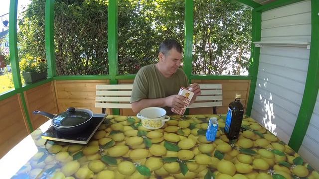 ОМЛЕТ ИЗ ПЕРЕПЕЛИНЫХ ЯИЦ С СЫРОМ ФЕТА #омлет#рецепты
