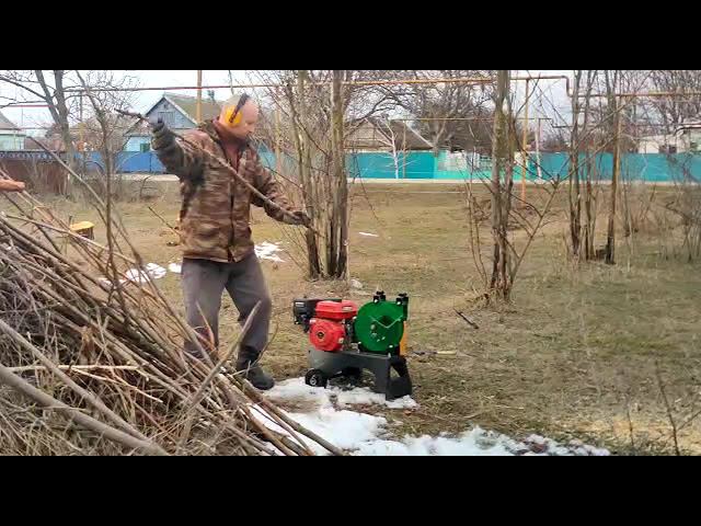 Наш новый веткоизмельчитель