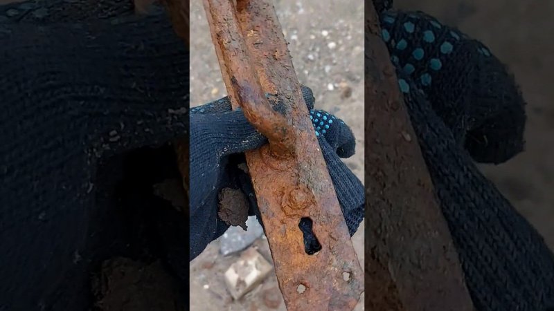 Коп на дне обмелевшей реки. #кладоискатели #metaldetecting #shorts