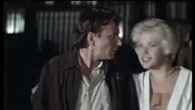 "Блондинка за углом", 1982 (на экраны вышел в 1984)