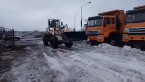 Фронтальный погрузчик GOODWORK LX320 Уборка снега
