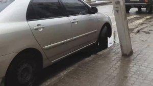 Мэр г.Каховка нарушил правила парковки
