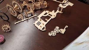 Комбайн Ugears - полная сборка модели с нуля