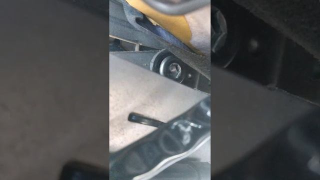 ремонт переднего сиденья Паджеро спорт 2 смотреть онлайн