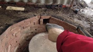 9 Сушим дрова дымовыми газами. Закончил строительство печи.
