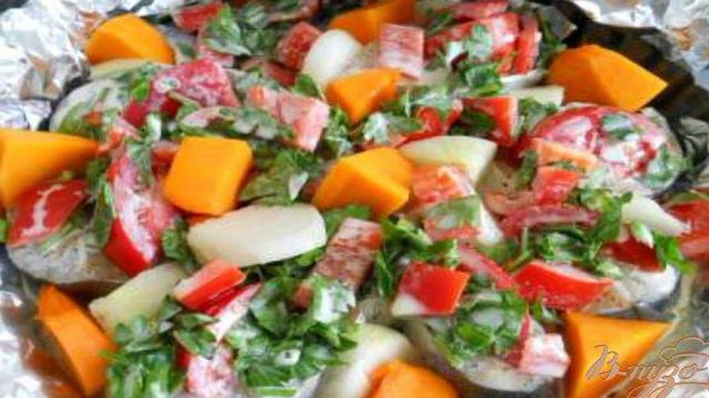 Рыба запеченная с овощами в сливках