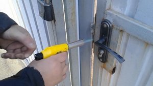 Ремонт замка входных ворот. Отогрев замка и не только.
