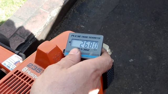 Husqvarna 235 R brushcutter, high and idle speed and engine alignment смотреть онлайн
