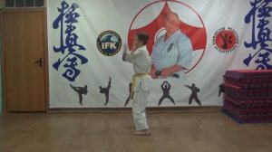 Борьба на один шаг - Иппон кумите № 1. Техника кихон каратэ Киокусинкай.