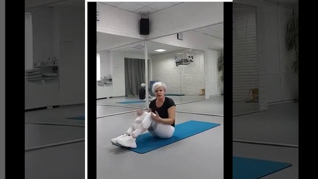 фитнес тренер Елена Куракова. посвящённый прессу мышцам живота смотреть онлайн