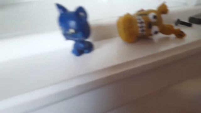 The Beast in the cave Chap 1 S1 смотреть онлайн