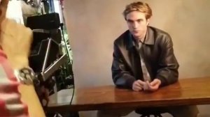 #RobertPattinson behind the scene LA TIMES photoshoot