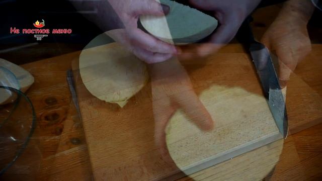 Свиной бок с хрустящей шкуркой Чичарон Chicharon. Соус из Хрена и салат из капуты. Секретный рецепт смотреть онлайн