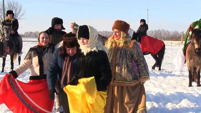 Старинный русский праздник с катанием на санях, песнями и забавами возродили в селе