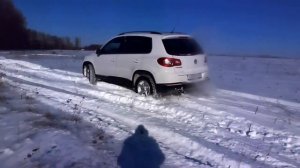 Volkswagen Tiguan snow Тигуан в снегу)))